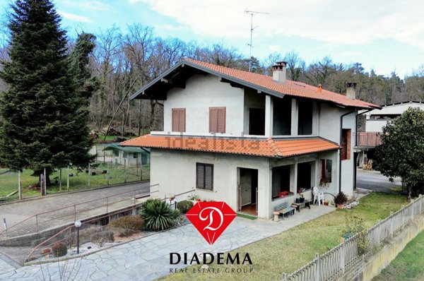 casa indipendente in vendita a Besnate