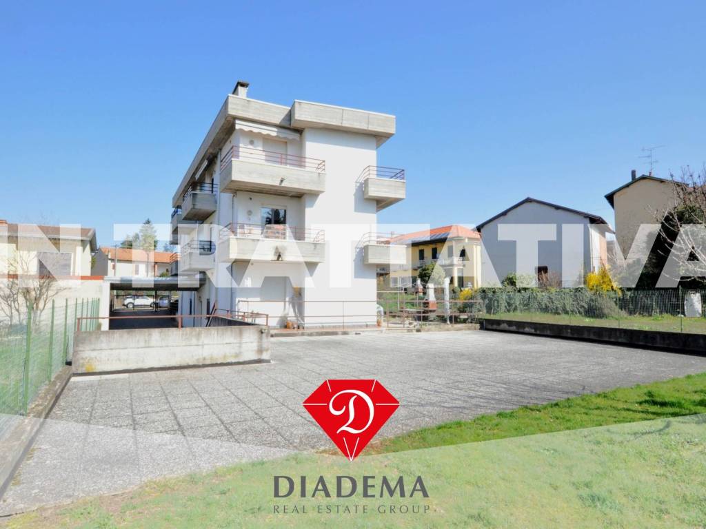 appartamento in vendita a Besnate