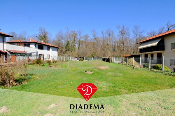 terreno edificabile in vendita a Besnate