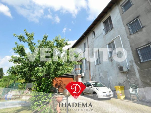 appartamento in vendita a Besnate