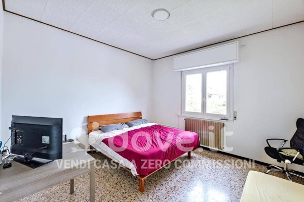 casa indipendente in vendita a Besnate