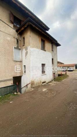 appartamento in vendita a Besnate