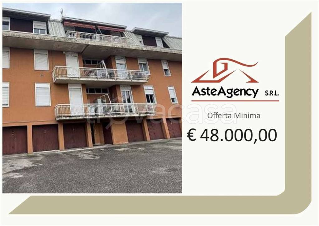 appartamento in vendita a Besnate