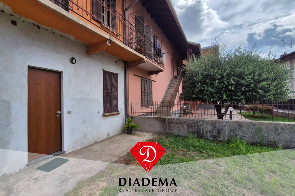 appartamento in vendita a Besnate