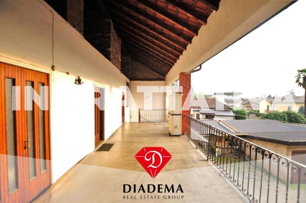 appartamento in vendita a Besnate