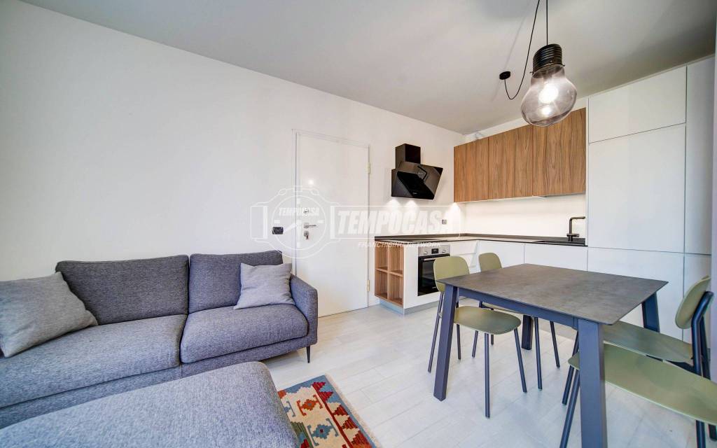 appartamento in vendita a Besnate