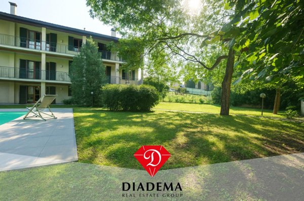 casa indipendente in vendita a Besnate