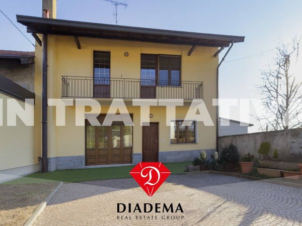 casa indipendente in vendita a Besnate