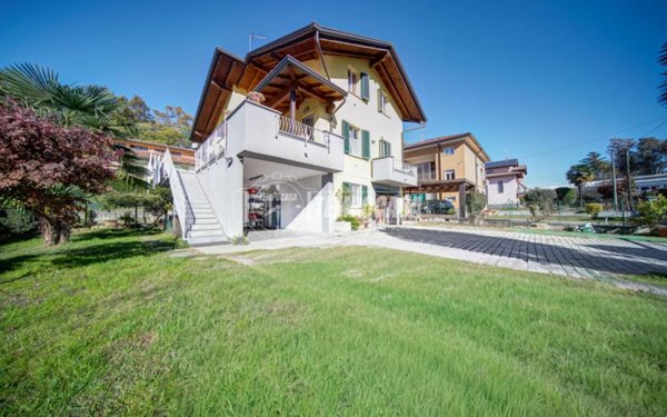 casa indipendente in vendita a Besnate