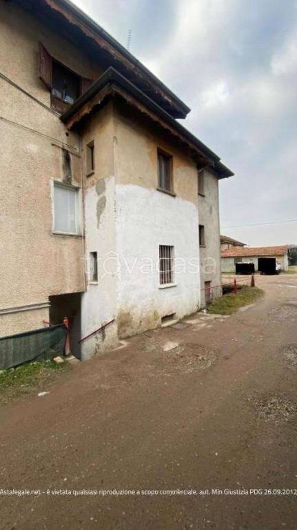 appartamento in vendita a Besnate