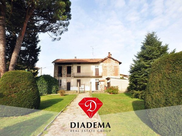 casa indipendente in vendita a Besnate