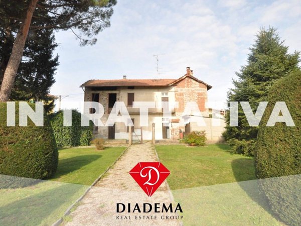 casa indipendente in vendita a Besnate