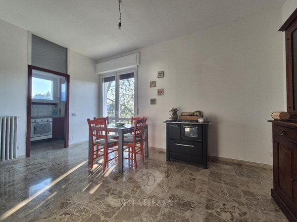 appartamento in vendita a Besnate