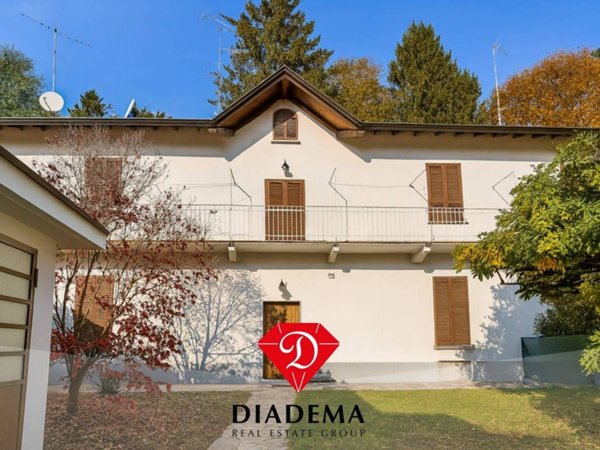 casa indipendente in vendita a Besnate