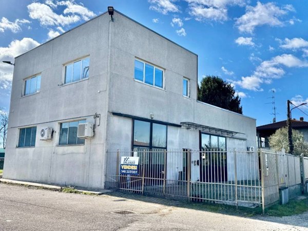 appartamento in vendita a Besnate