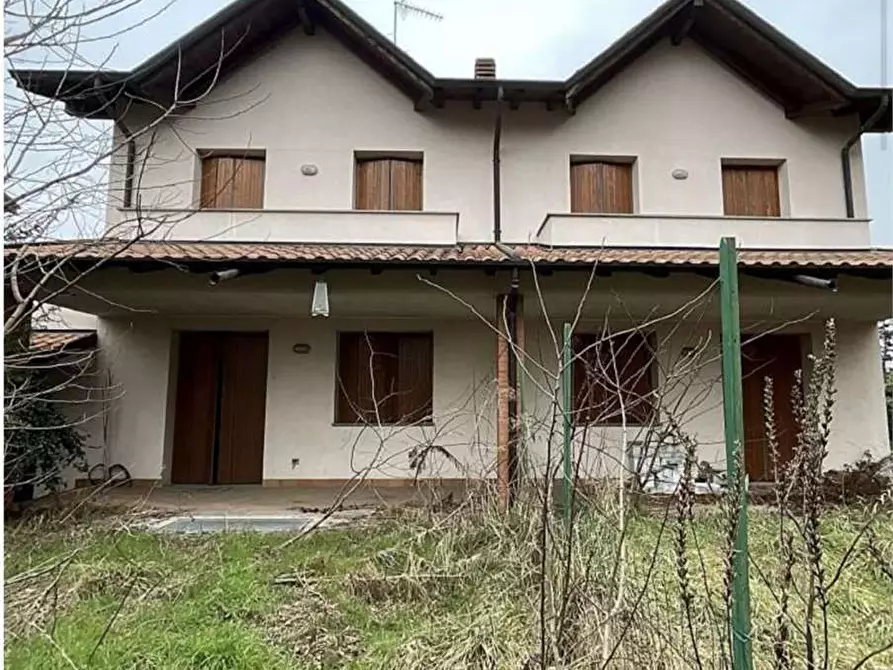 casa indipendente in vendita a Besnate