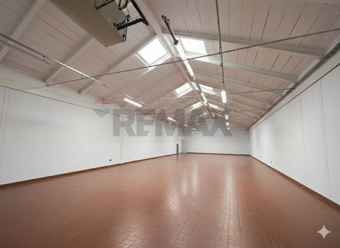 capannone in vendita a Besnate