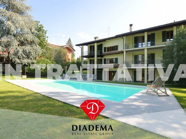 casa indipendente in vendita a Besnate