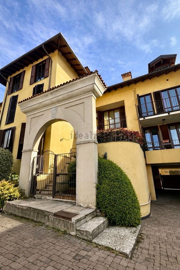 appartamento in vendita a Besnate