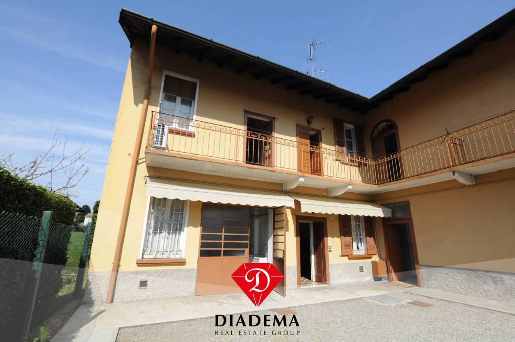 casa indipendente in vendita a Besnate