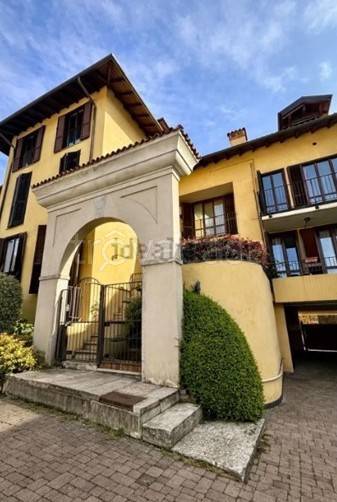 appartamento in vendita a Besnate