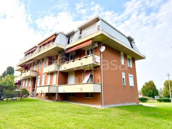 appartamento in vendita a Besnate