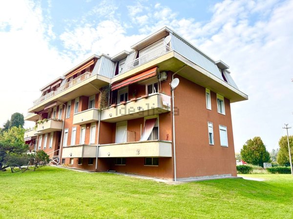 appartamento in vendita a Besnate