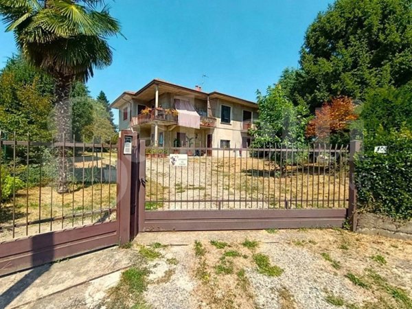 casa indipendente in vendita a Besnate