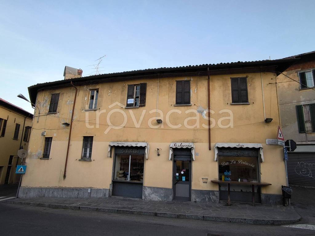 appartamento in vendita a Besozzo