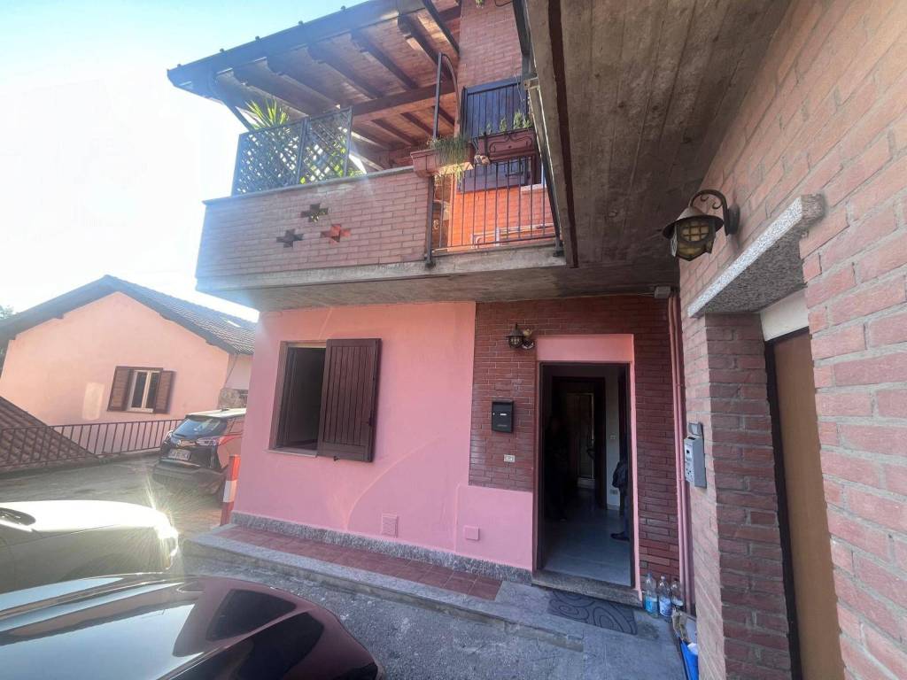 appartamento in vendita a Besozzo