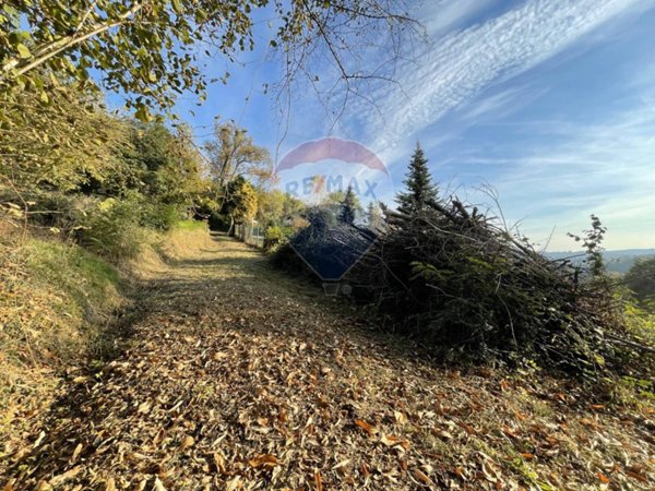 terreno edificabile in vendita a Besozzo