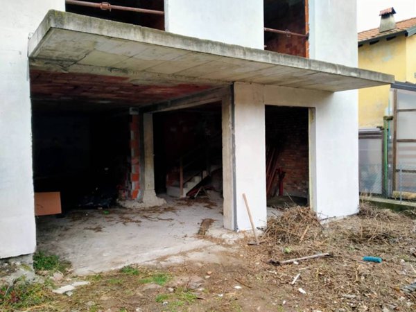 appartamento in vendita a Besozzo