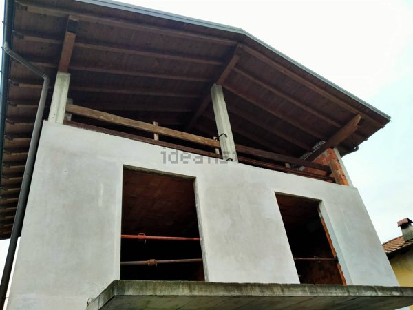 appartamento in vendita a Besozzo