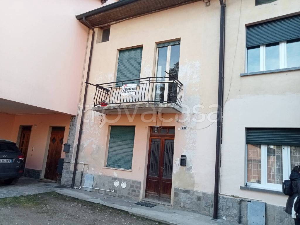 casa indipendente in vendita a Besozzo