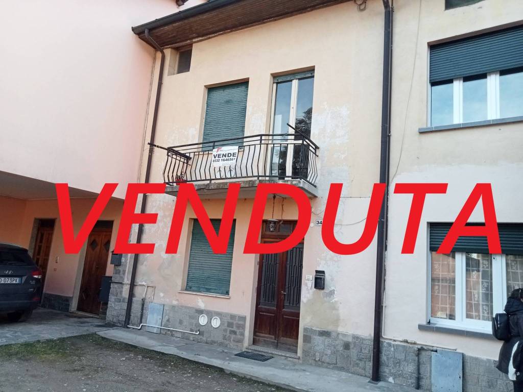 casa indipendente in vendita a Besozzo