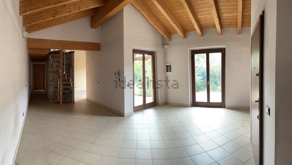 appartamento in vendita a Besozzo