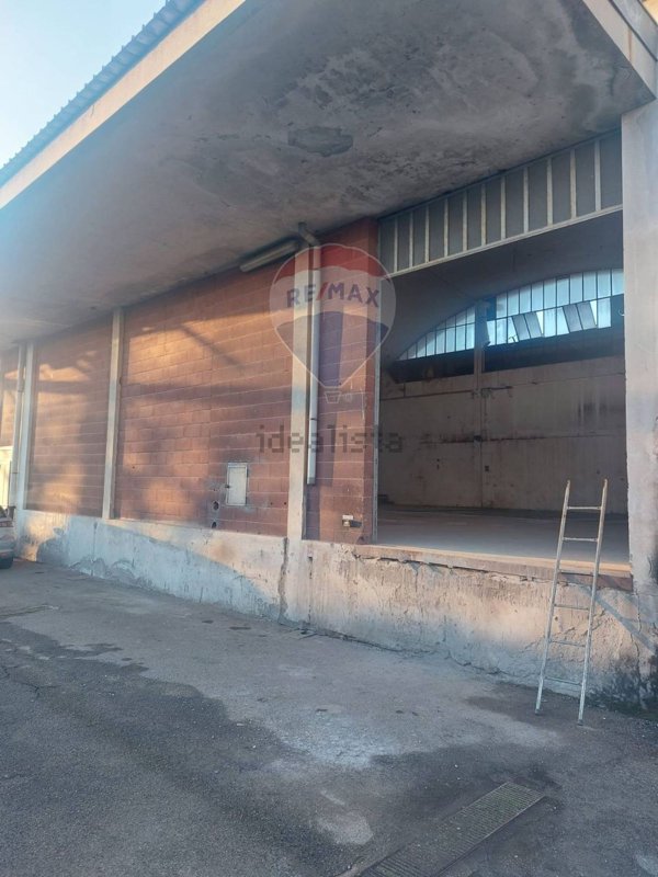 locale di sgombero in vendita a Besozzo