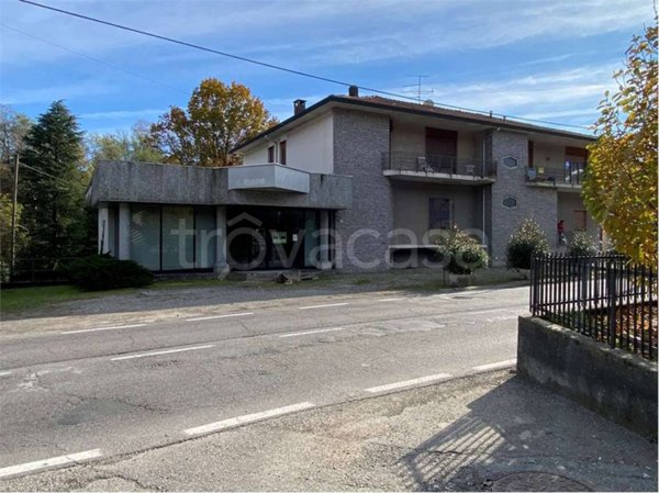 negozio in vendita a Besozzo