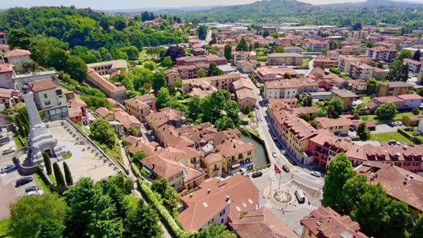 appartamento in vendita a Besozzo