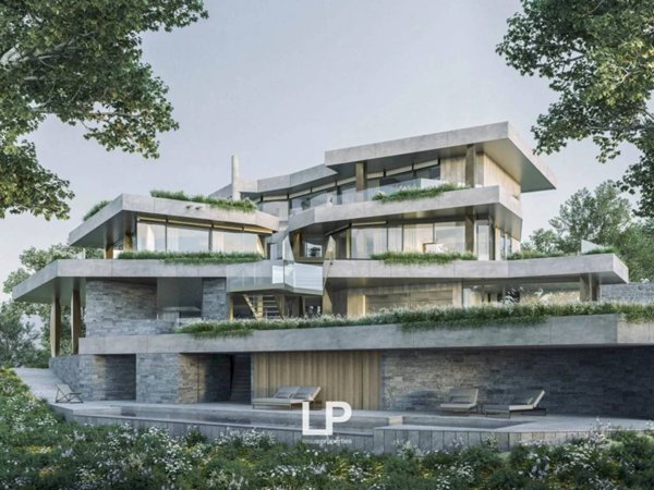 casa indipendente in vendita a Besozzo in zona Cardana