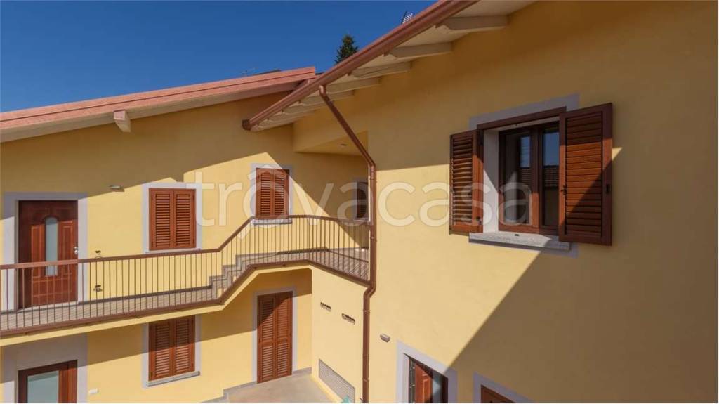 appartamento in vendita a Besozzo