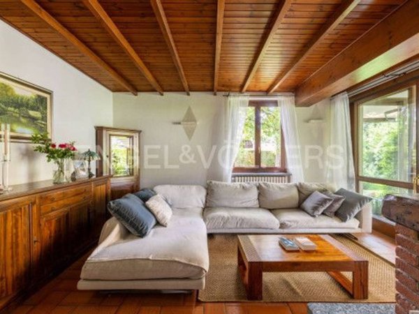 casa indipendente in vendita a Besozzo