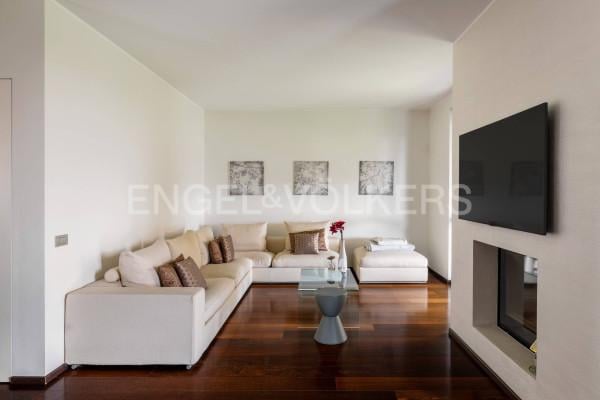 casa indipendente in vendita a Besozzo