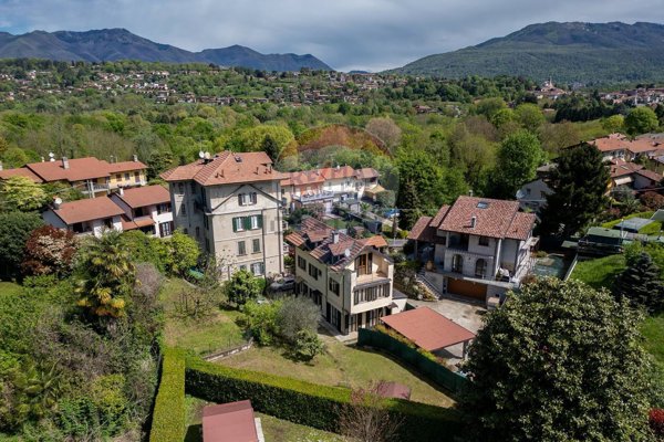 casa indipendente in vendita a Besozzo