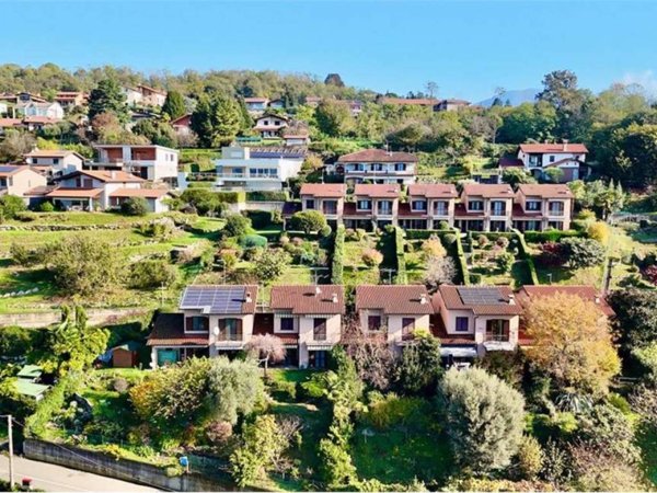 casa indipendente in vendita a Besozzo