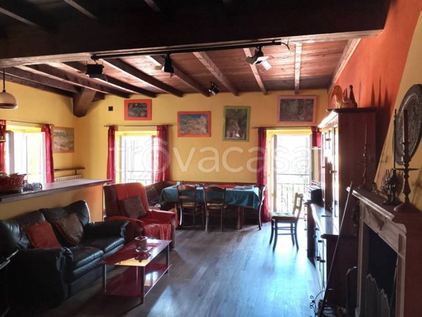 appartamento in vendita a Besozzo