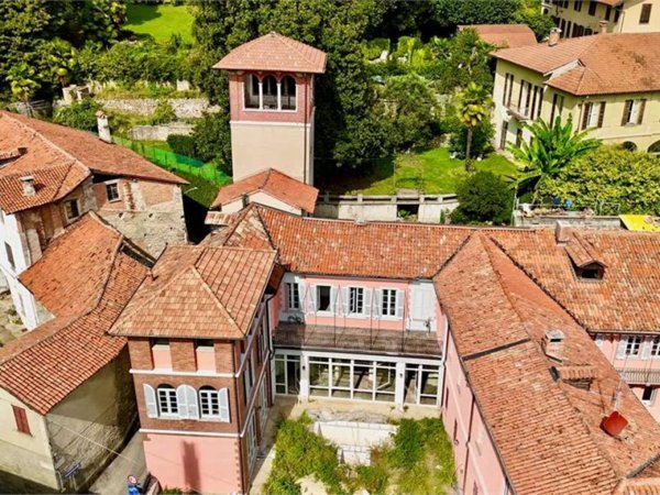 intera palazzina in vendita a Besozzo
