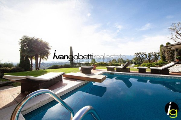 casa indipendente in vendita a Besozzo