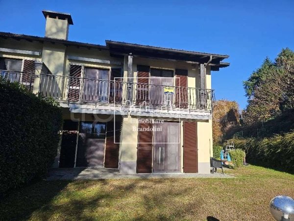 casa indipendente in vendita a Besozzo