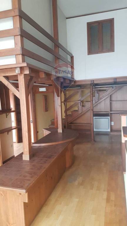 negozio in vendita a Besozzo